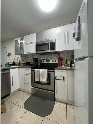 $305,000 | 8075 Northwest 7th Street, Unit 109, Miami, FL 33126