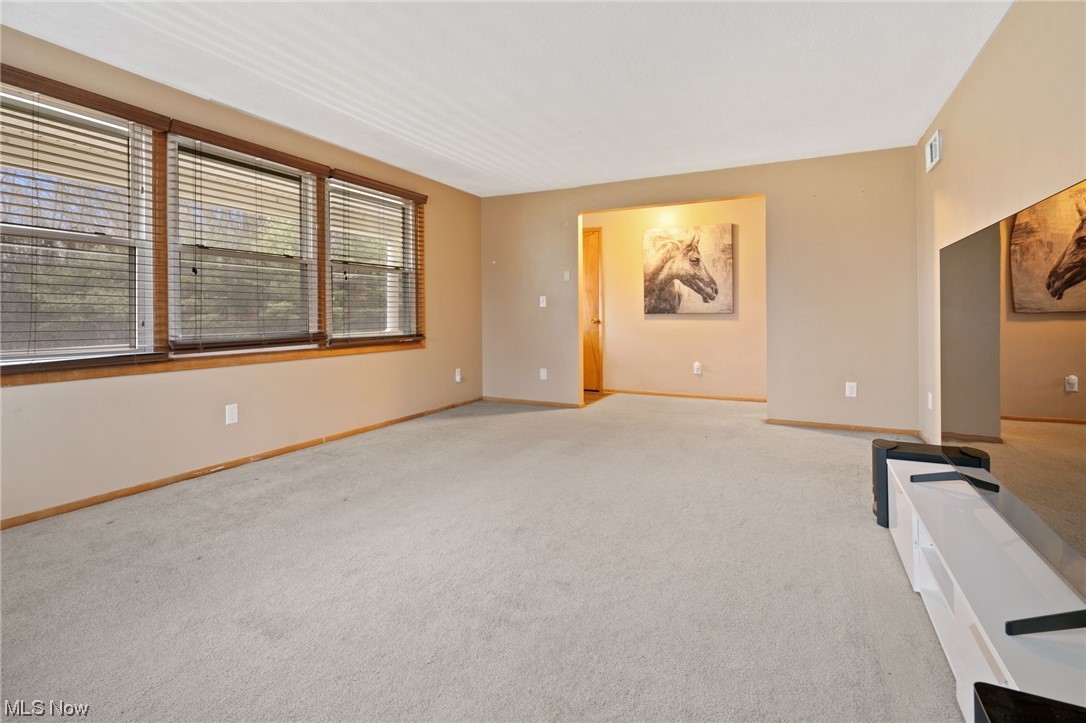 5578 Everhard Road Northwest Canton, OH 44718 - Photo 6 of 21 Gallery Image 6