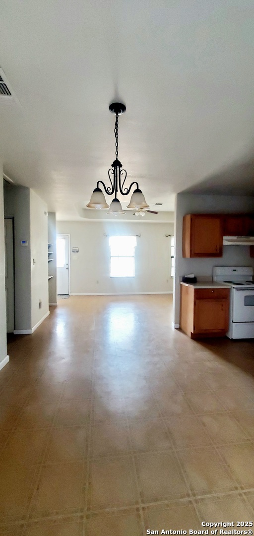 506 2nd Street Cotulla, TX 78014 - Photo 5 of 9