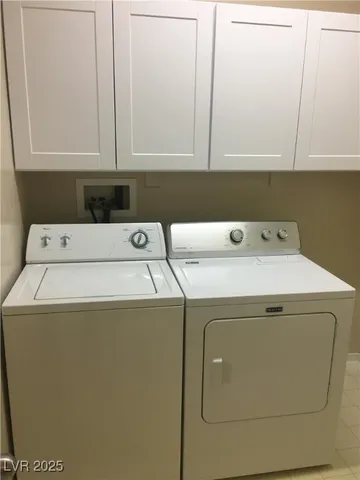 $1,895 | 2733 Invermark Street, Henderson, NV 89044