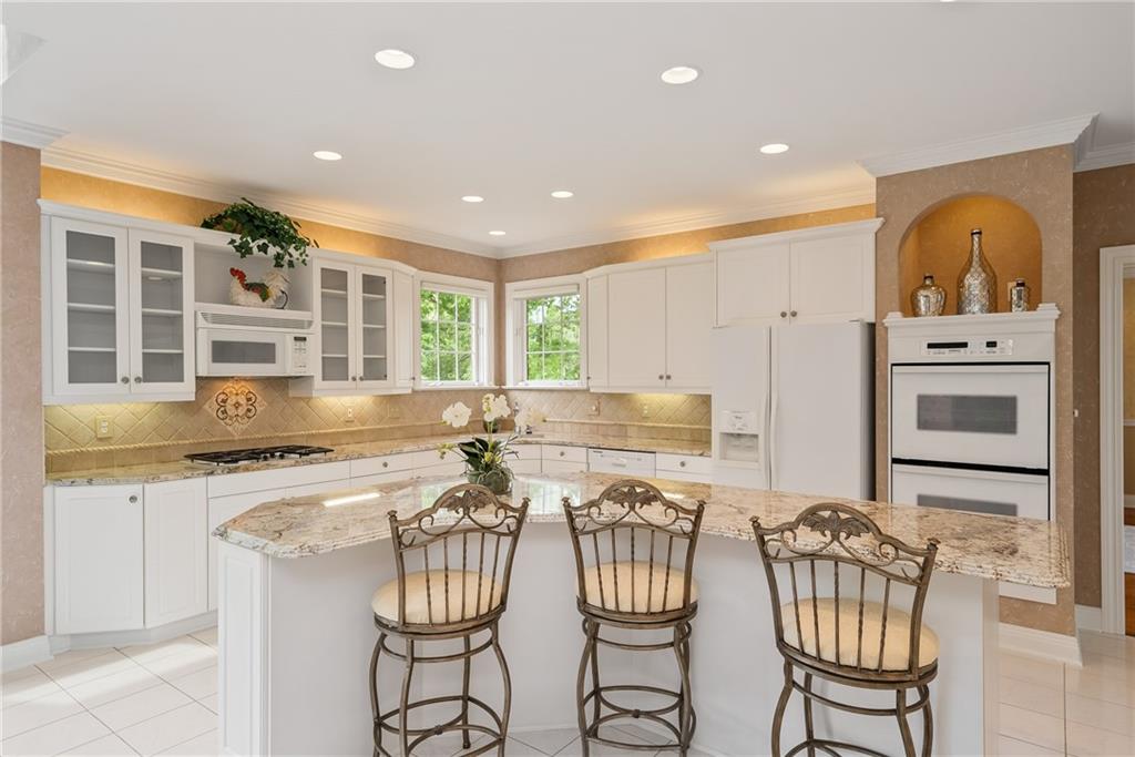 113 Tor Circle Gibsonia, PA 15044 - Photo 9 of 25