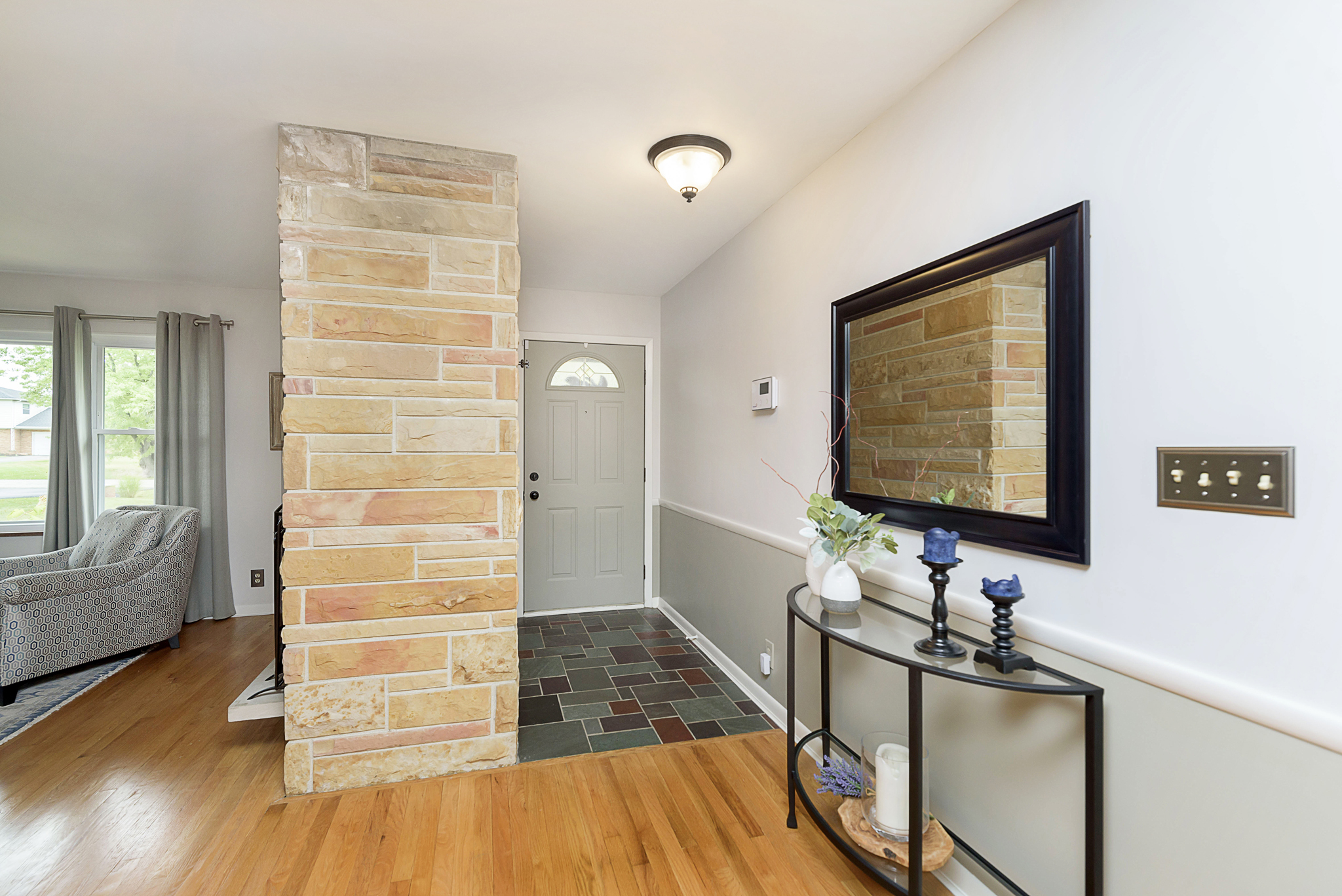 6308 Brokenhurst Road Indianapolis, IN 46220 - Photo 4 of 35