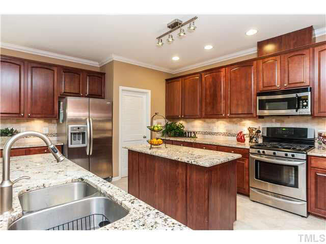 3024 Kilarney Ridge Loop Cary, NC 27511 - Photo 12 of 25 Kitchen
