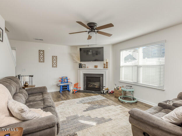 1305 Clark Pt Road Kingsport, TN 37660 - Photo 11 of 34 IMG_7731