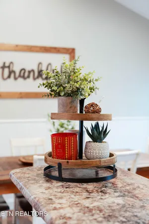 $492,900 | 7248 Thornbrook Lane, Powell, TN 37849