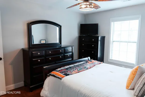 $492,900 | 7248 Thornbrook Lane, Powell, TN 37849