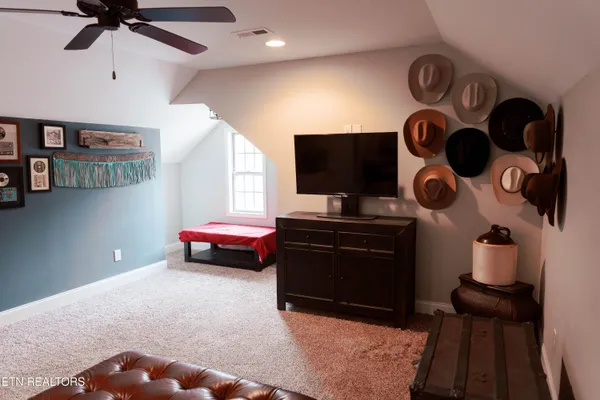 $492,900 | 7248 Thornbrook Lane, Powell, TN 37849