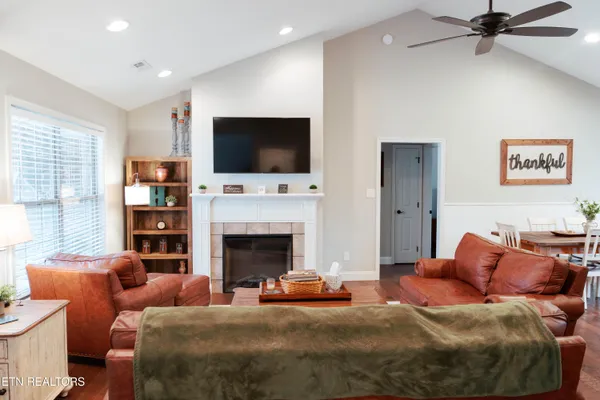 $492,900 | 7248 Thornbrook Lane, Powell, TN 37849