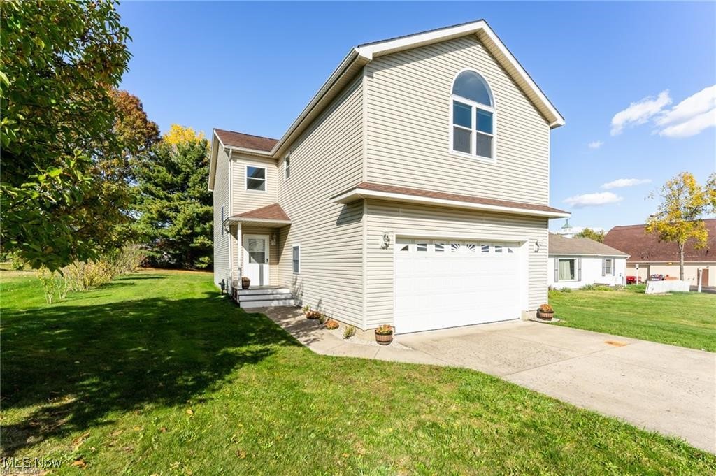 68 Roche Way Youngstown, OH 44512 - Photo 1 of 30 Gallery Image 1