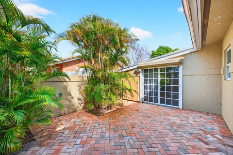 $748,000 | 2091 Northeast 54th Court, Fort Lauderdale, FL 33308