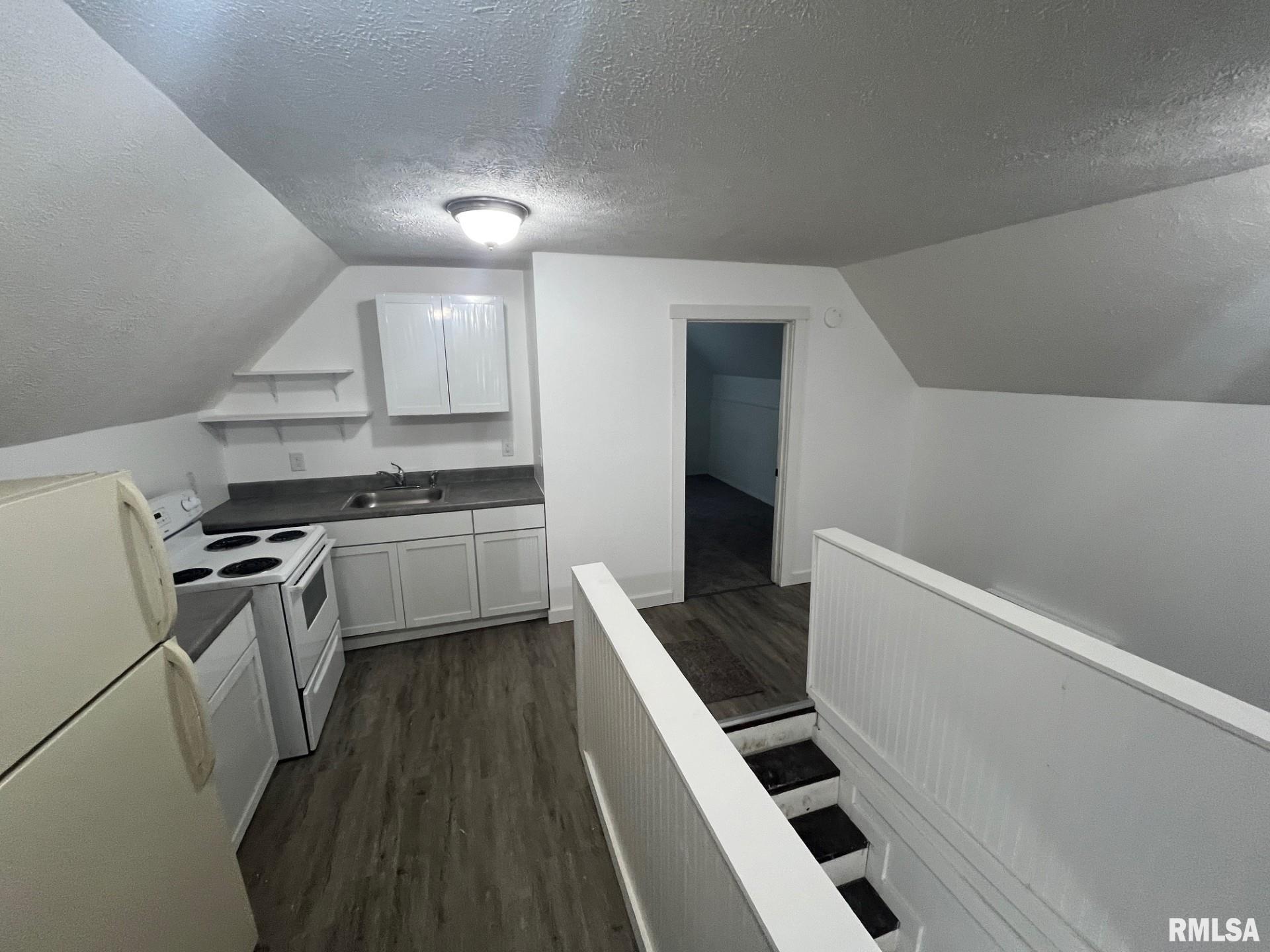 318 South State Street Springfield, IL 62704 - Photo 11 of 16