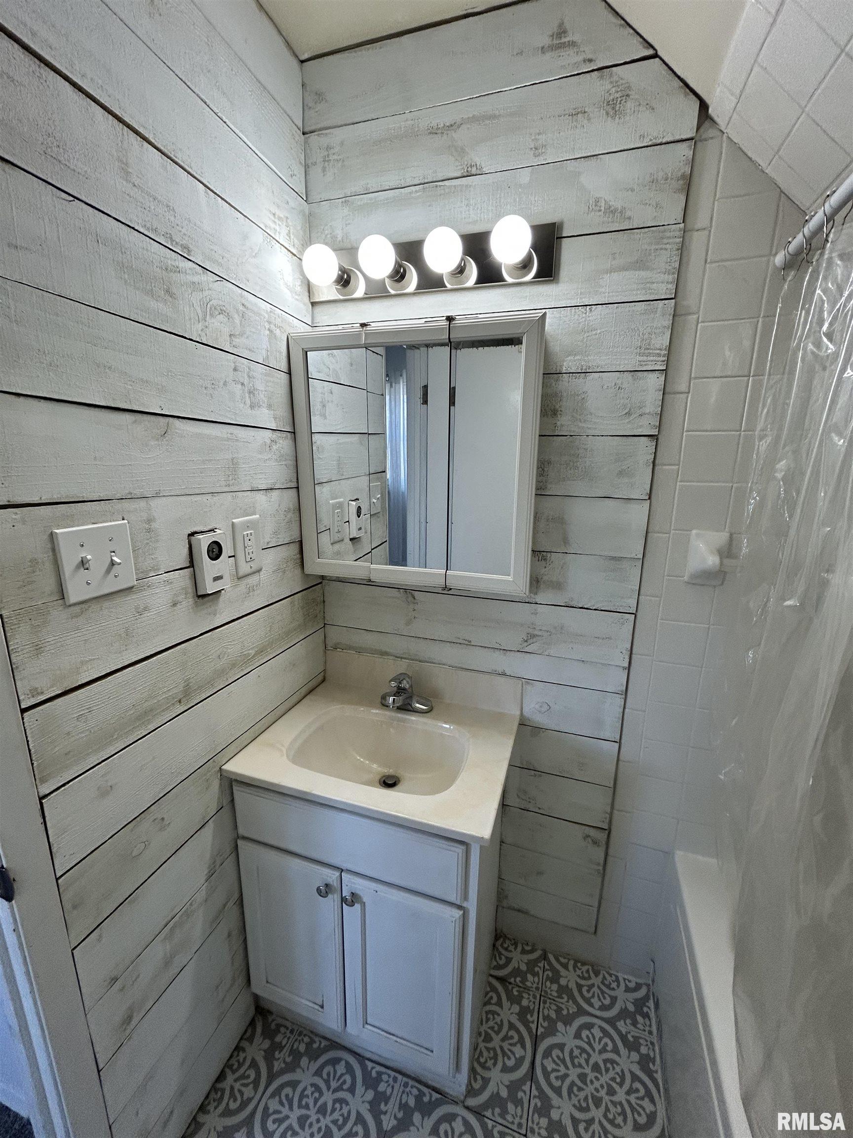 318 South State Street Springfield, IL 62704 - Photo 16 of 16