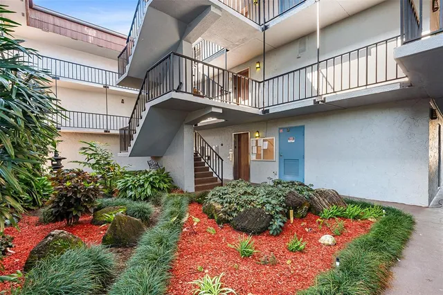 $110,000 | 333 North Lake Howard Drive, Unit 211A, Winter Haven, FL 33880