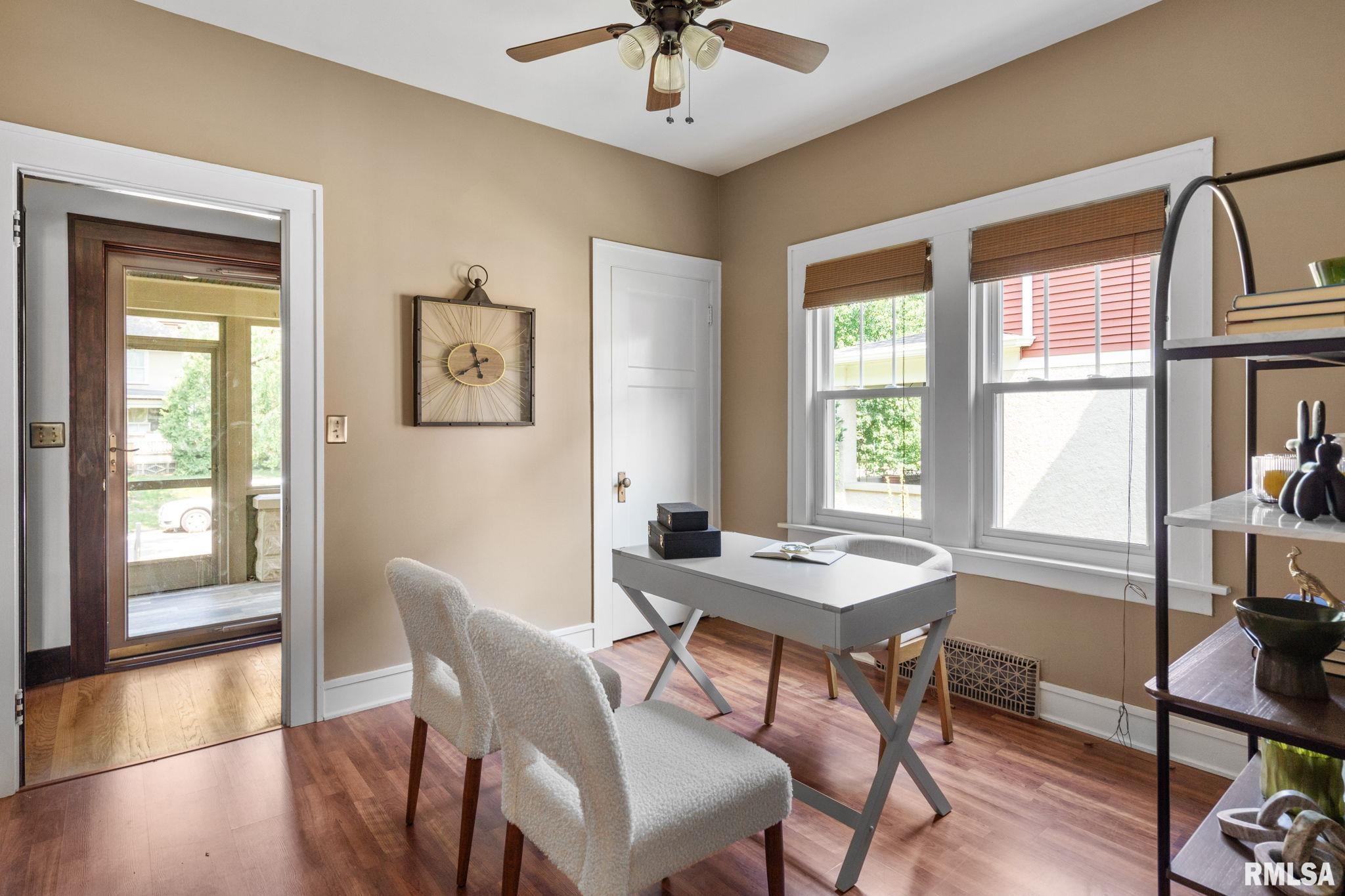 2221 Ripley Street Davenport, IA 52803 - Photo 13 of 25