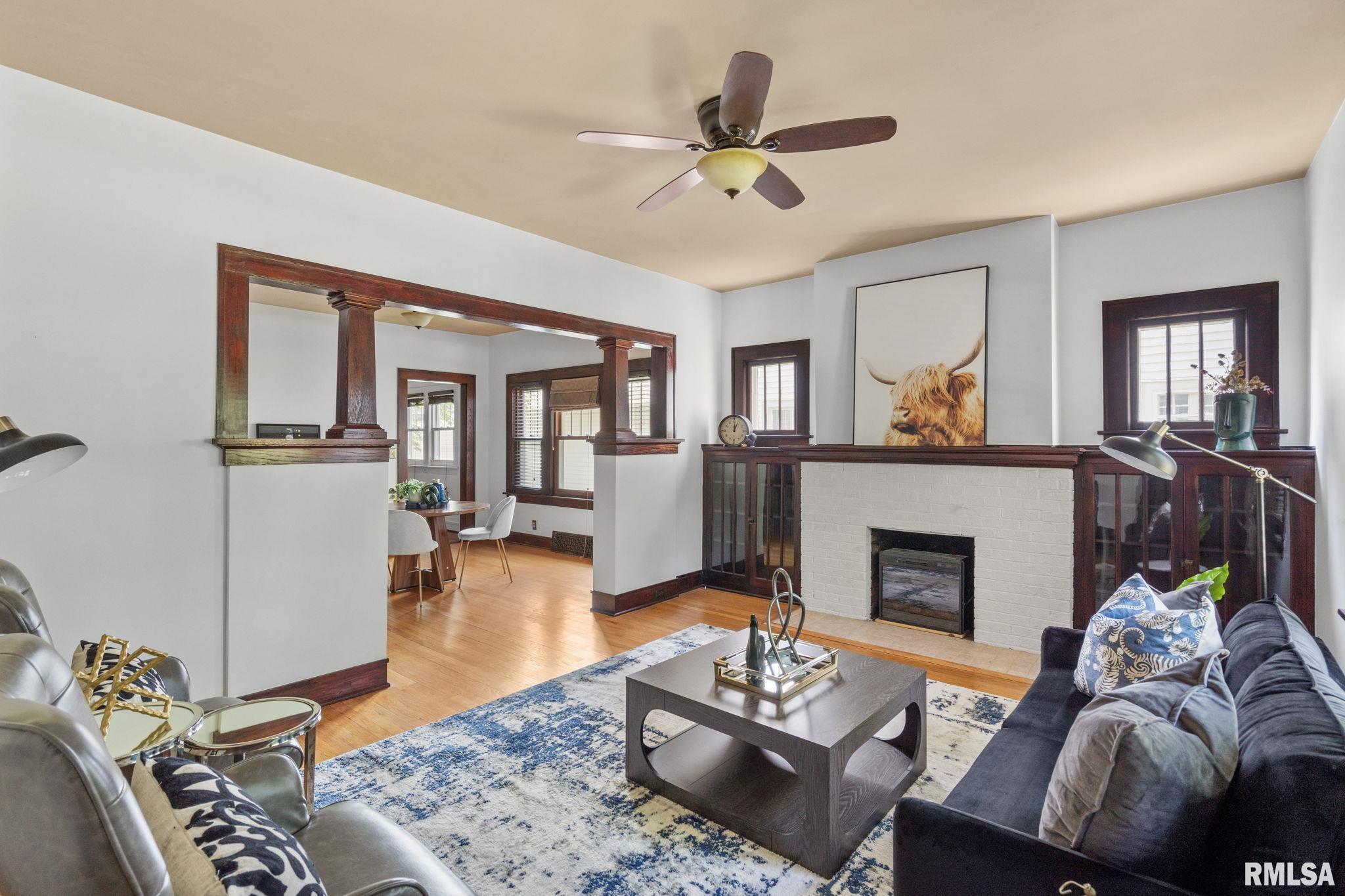 2221 Ripley Street Davenport, IA 52803 - Photo 3 of 25