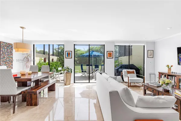 $700,000 | 10137 Costa Del Sol Boulevard, Unit A57, Doral, FL 33178