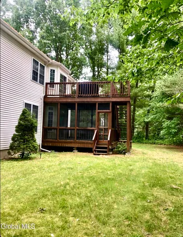 $3,400 | 14 Dyer Switch Road, Unit A, Saratoga Springs, NY 12866