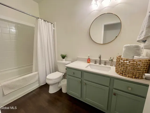 $3,400 | 14 Dyer Switch Road, Unit A, Saratoga Springs, NY 12866