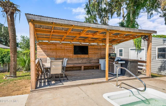 $448,000 | 915 Belleview Circle West, Beaufort, SC 29902