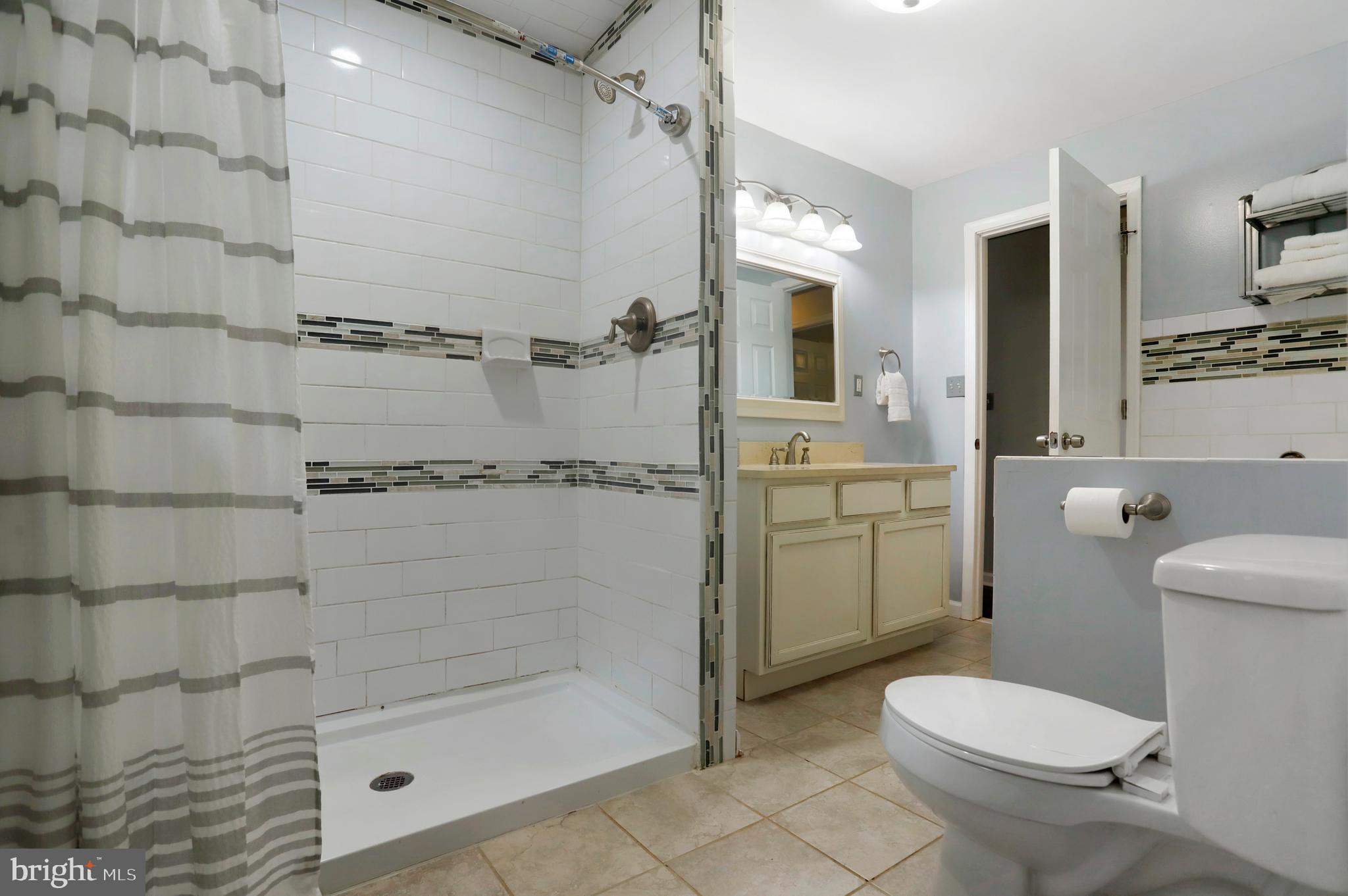 2705 Fridinger Mill Road Manchester, MD 21102 - Photo 15 of 33 Bathroom