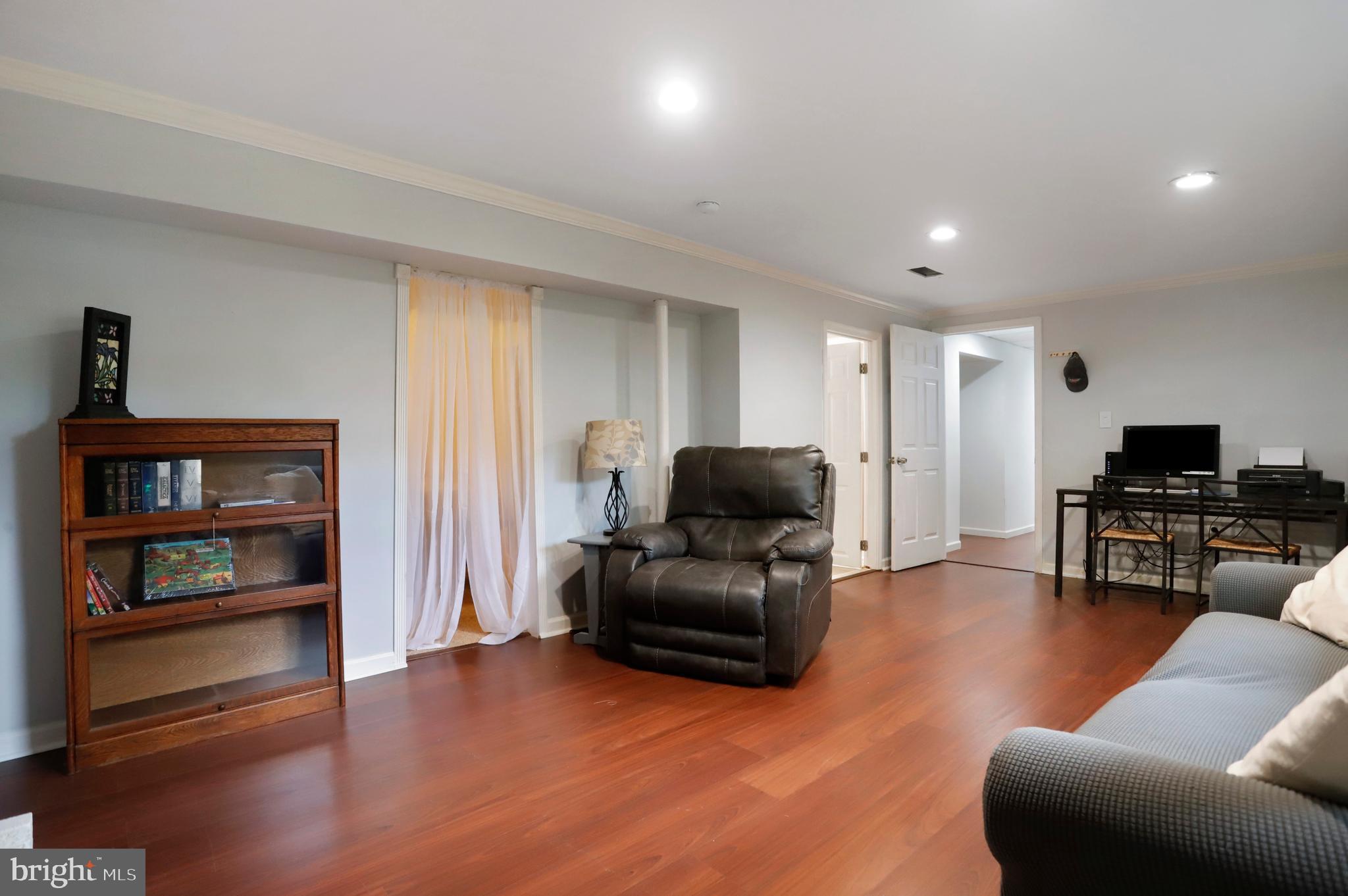 2705 Fridinger Mill Road Manchester, MD 21102 - Photo 22 of 33 Family Room