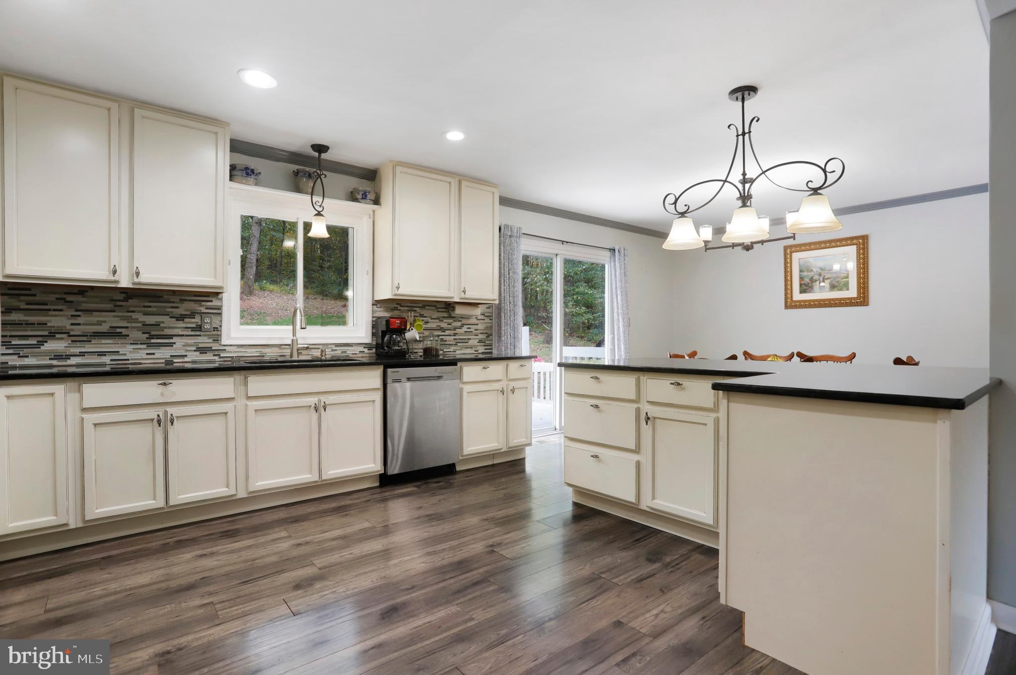 2705 Fridinger Mill Road Manchester, MD 21102 - Photo 7 of 33 Kitchen