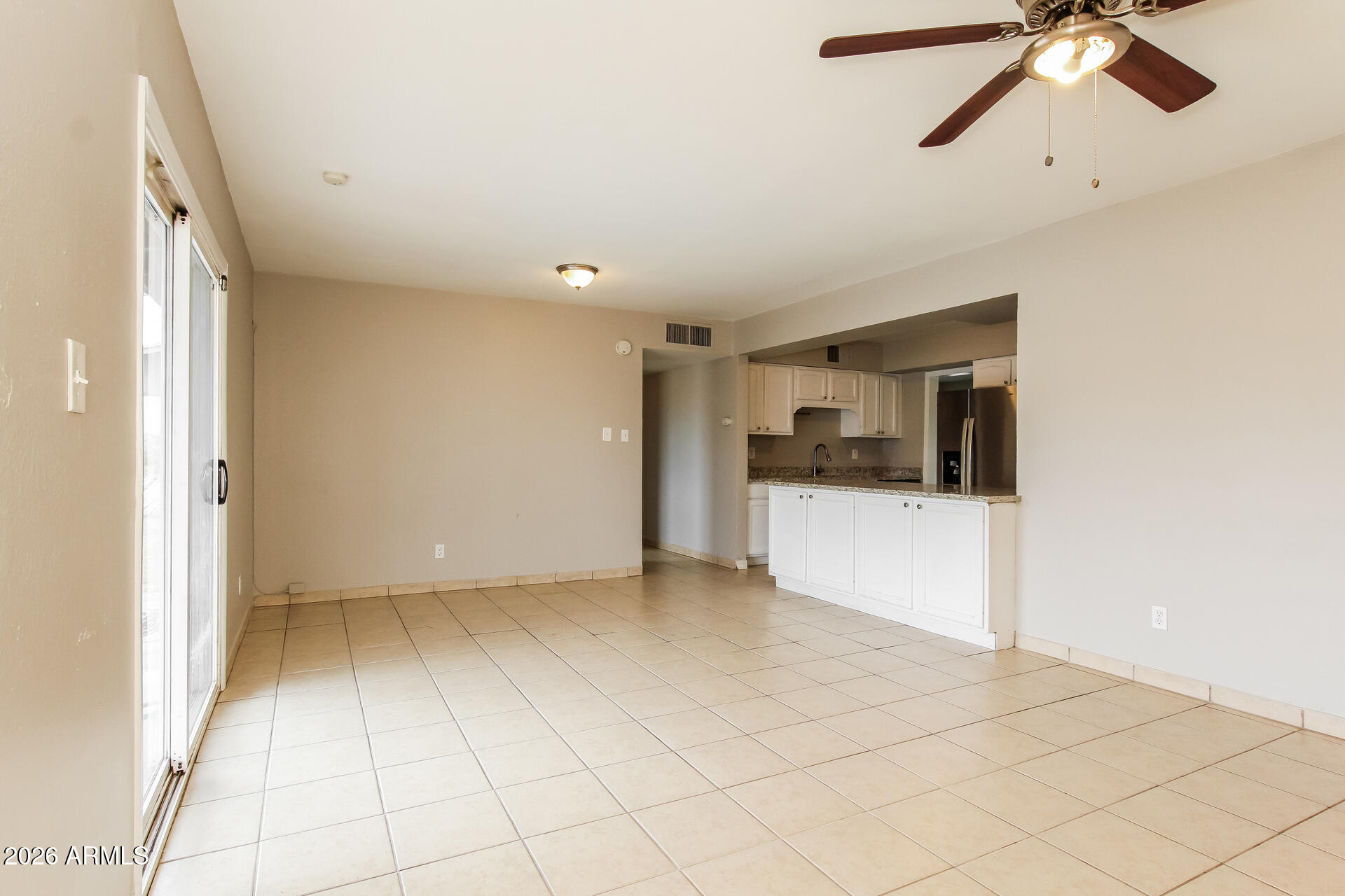 3650 West Berridge Lane Phoenix, AZ 85019 - Photo 9 of 21