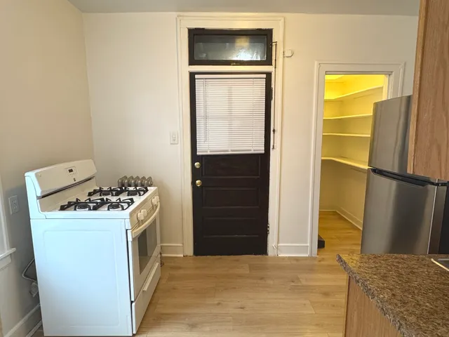 $1,650 | 4428 North Laporte Avenue, Unit 2A, Chicago, IL 60630