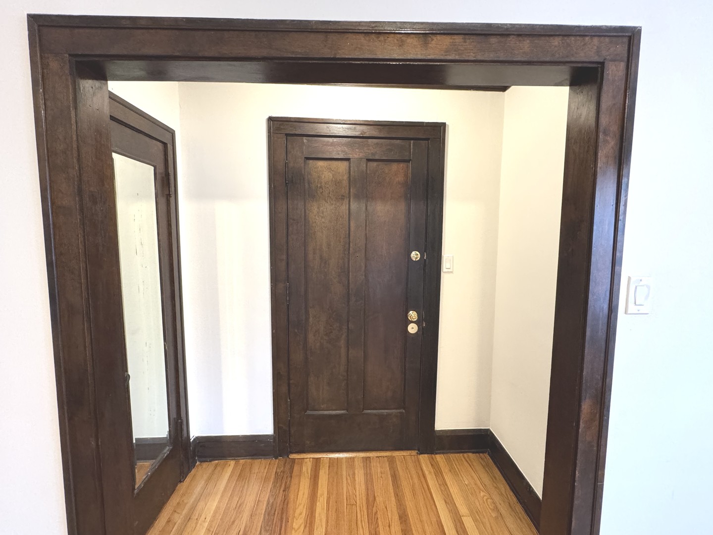 4428 North Laporte Avenue, Unit 2A Chicago, IL 60630 - Photo 4 of 22 a view of front door