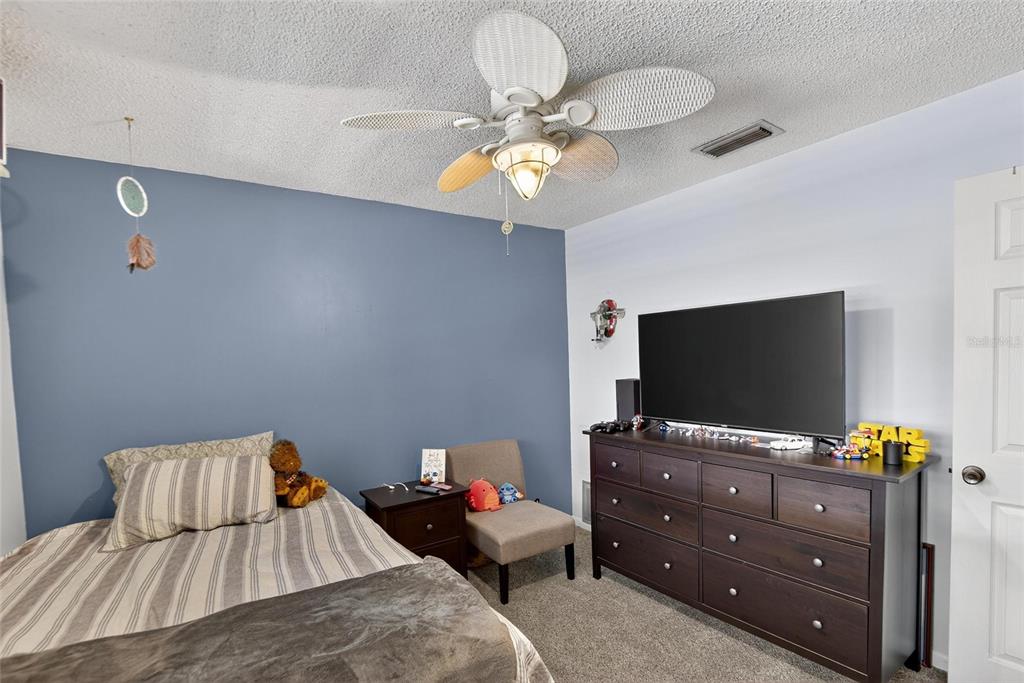 508 Sovereign Court Tampa, FL 33613 - Photo 25 of 47