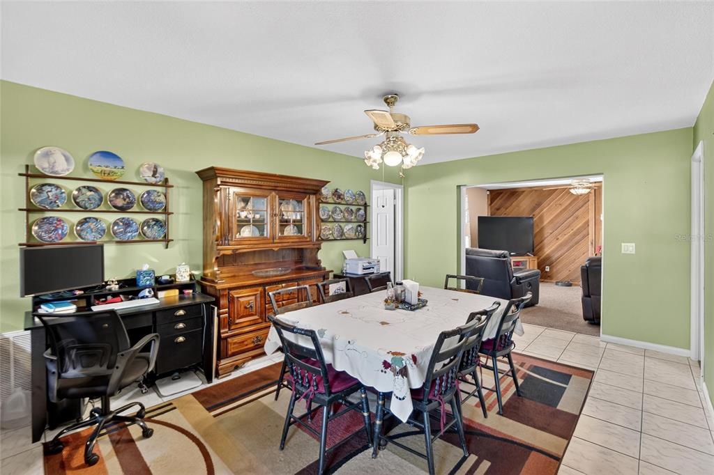 508 Sovereign Court Tampa, FL 33613 - Photo 8 of 47