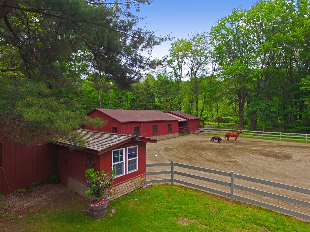 1114 Florence Road Northampton, MA 01062 - Photo 5 of 30