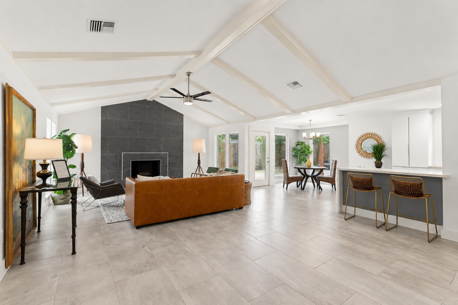 10611 Deerwood Road Houston, TX 77042 - Photo 3 of 35