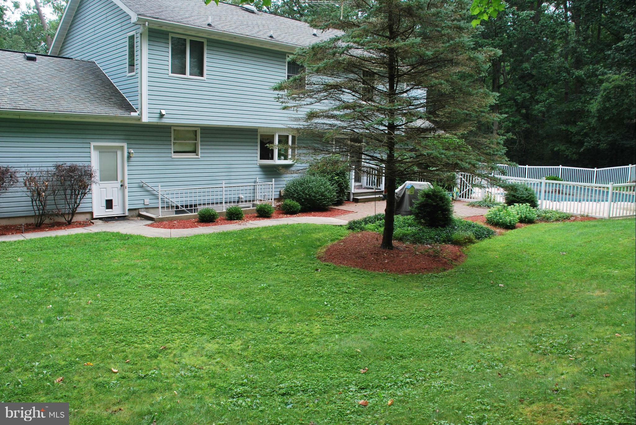329 John Owings Road Westminster, MD 21158 - Photo 3 of 30 Exterior (Rear)