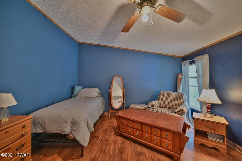 33 Oakview Lane Waymart, PA 18472 - Photo 32 of 65