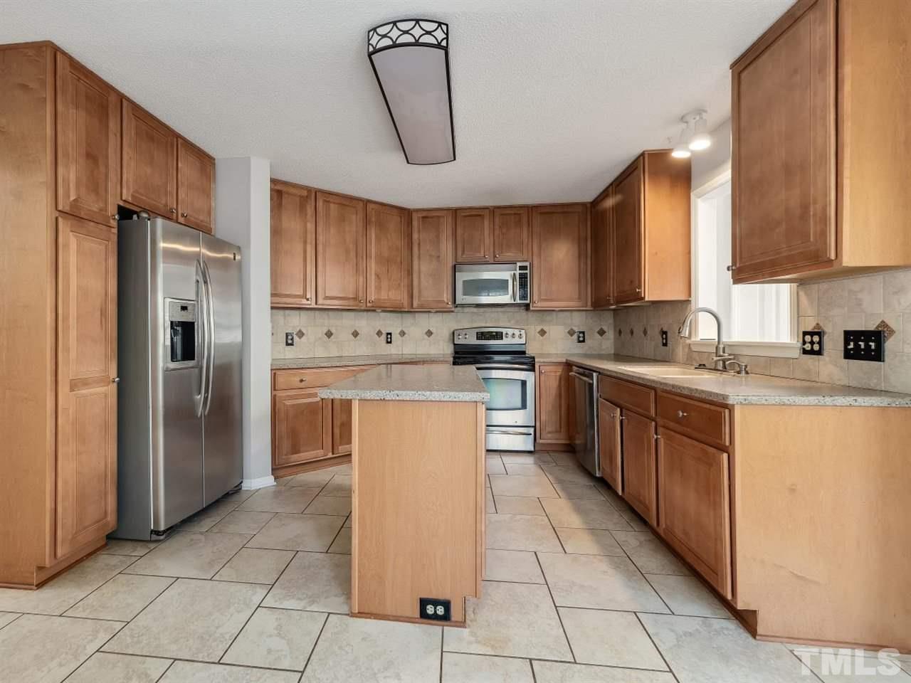 4609 Worthington Lane Raleigh, NC 27604 - Photo 5 of 22 Gallery Image 5