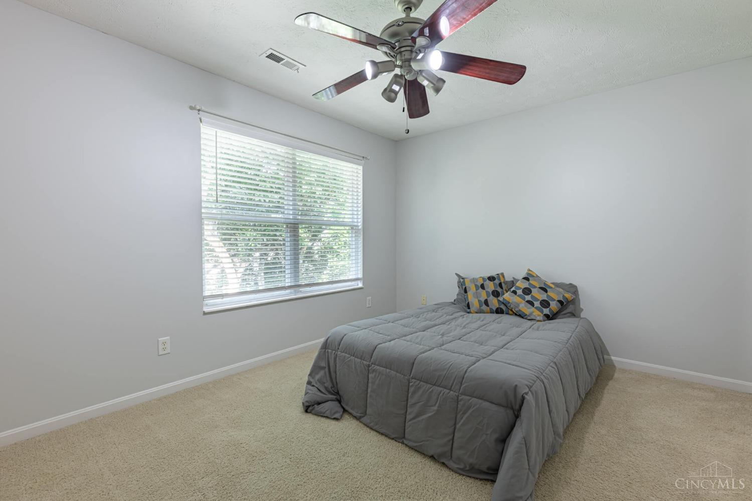 9035 Highland Circle Springboro, OH 45066 - Photo 25 of 47