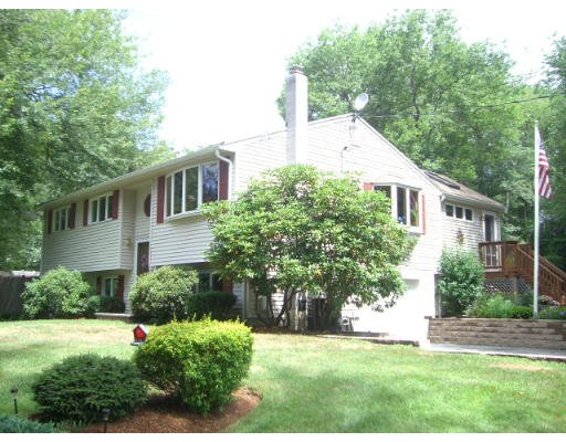 17 Meade Road North Reading, MA 01864 - Photo 1 of 1 Gallery Image 1