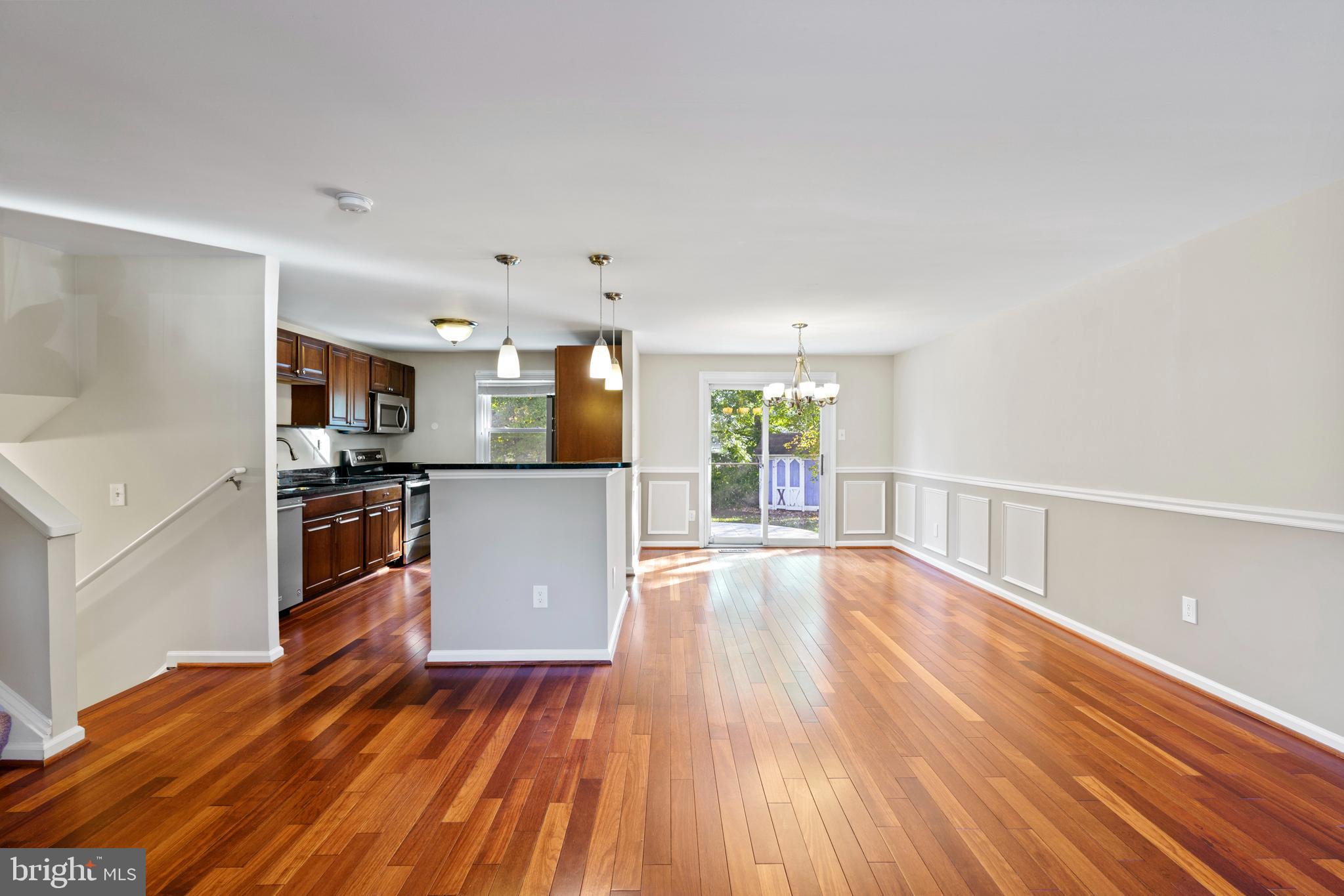 1106 Devon Street Herndon, VA 20170 - Photo 3 of 26 View Front Door