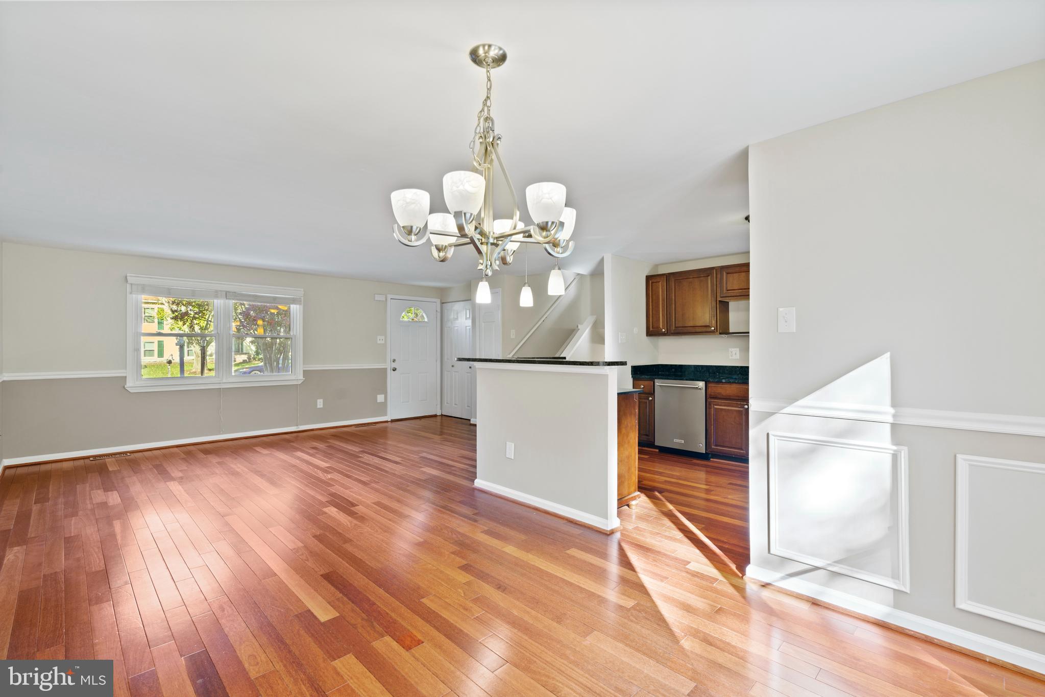 1106 Devon Street Herndon, VA 20170 - Photo 5 of 26 Dining Room Area