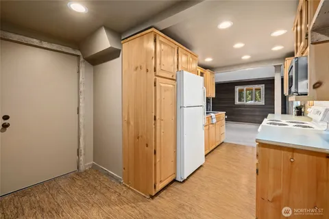 $594,999 | 221 Lakedale Drive, Ronald, WA 98940