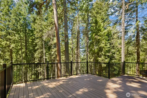 $594,999 | 221 Lakedale Drive, Ronald, WA 98940