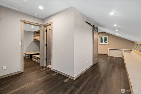 $594,999 | 221 Lakedale Drive, Ronald, WA 98940