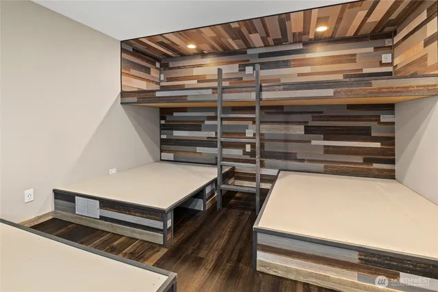 $594,999 | 221 Lakedale Drive, Ronald, WA 98940