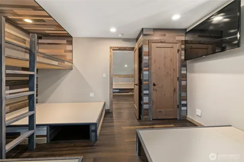 $594,999 | 221 Lakedale Drive, Ronald, WA 98940