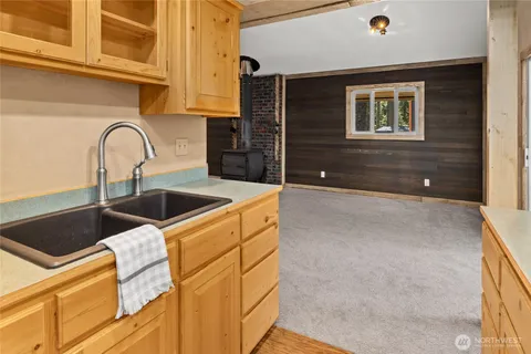 $594,999 | 221 Lakedale Drive, Ronald, WA 98940