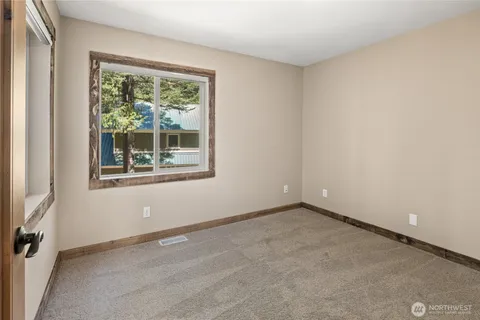 $594,999 | 221 Lakedale Drive, Ronald, WA 98940