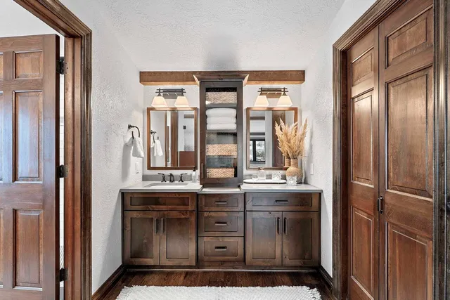 $1,699,000 | 2045 Lost Dauphin Road, De Pere, WI 54115