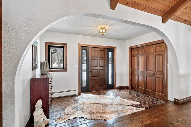 $1,699,000 | 2045 Lost Dauphin Road, De Pere, WI 54115