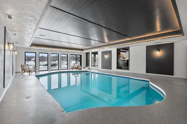 $1,699,000 | 2045 Lost Dauphin Road, De Pere, WI 54115